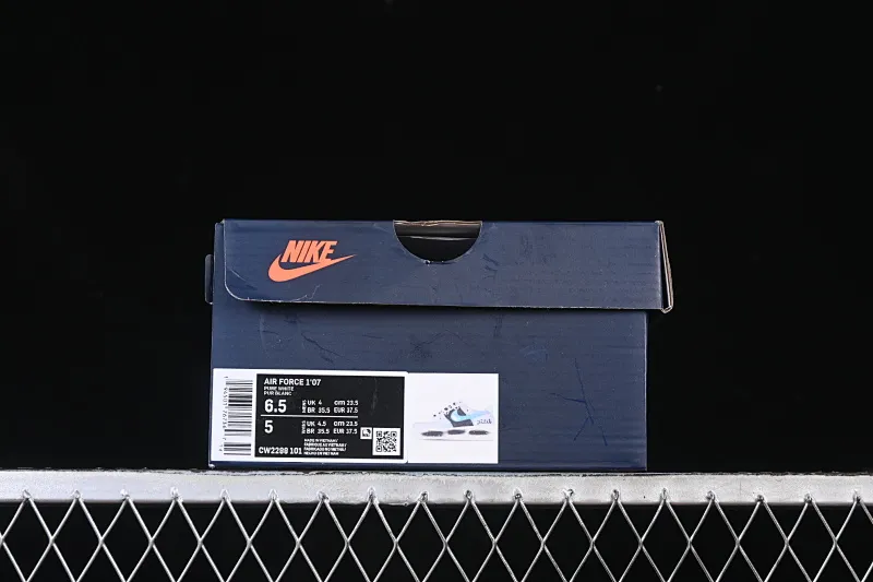 All categories Nk Air Force 1 Air Force series Nk Air Force 1 Low Air Force low top Nike Air Force 1'07 Low "Chasing Dream" Hand-painted graffiti Yunlang Zhumeng Air Force One low-top casual sneakers CW2288-101